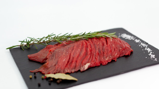 Boeuf steak de bavette aloyaux blond Aquitaine Label Rouge Tradition Sarthoise